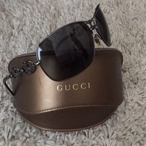 Vintage Gucci aviator sunglasses